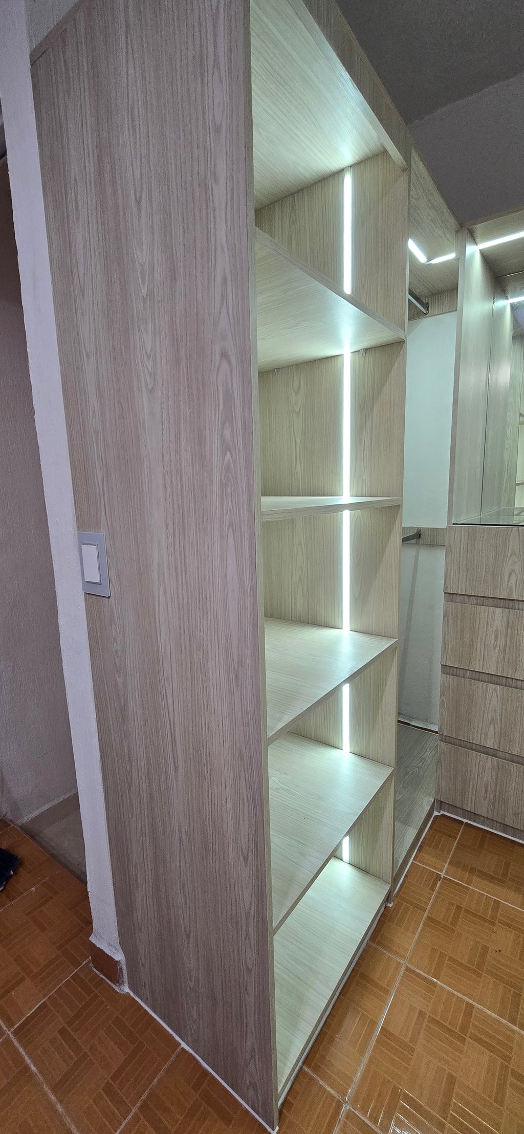 Vestidor Walk-In LUX Aura