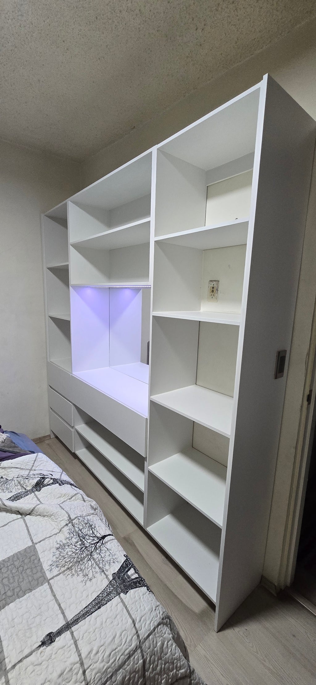 tocador multifuncional Aura LED con espejo