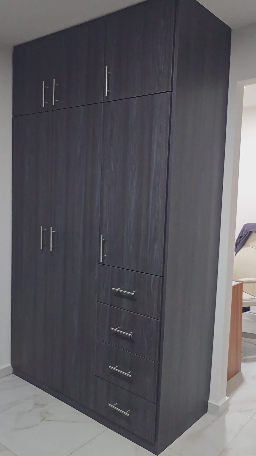 Closet Anahuac